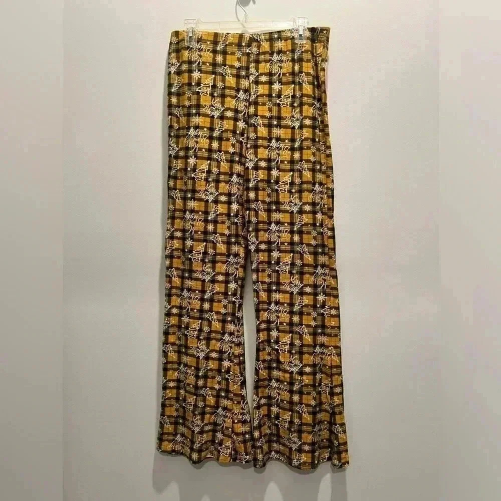 Full Circle Trends Women's Yellow Plaid Christmas Pajama Pants​​